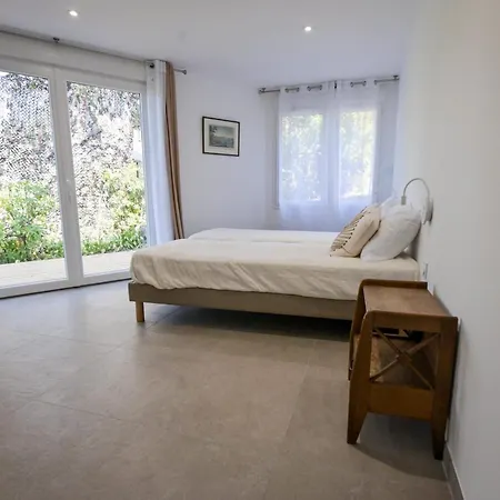 Villa Paj - For 10 Terrace With Pool - By Tgb