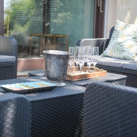 Villa Paj - For 10 Terrace With Pool - By Tgb *