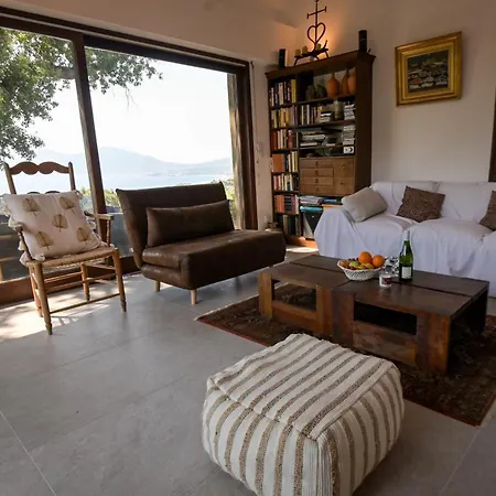 Villa Paj - For 10 Terrace With Pool - By Tgb